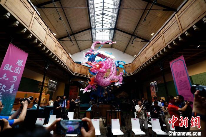 巴黎奥运期间，“龙马风度—中华体育文化展”