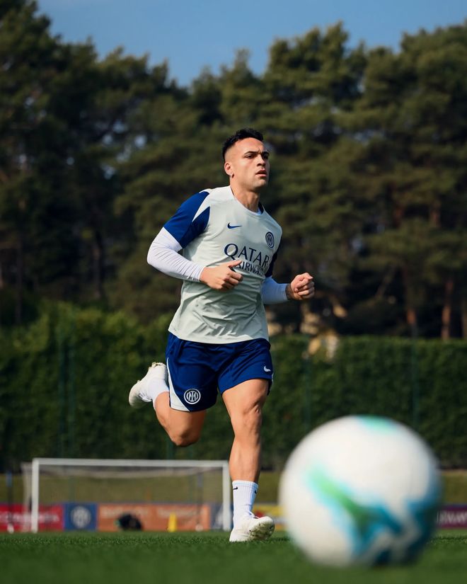 国际米兰重启训练备战亚特兰大 劳塔罗等主力回