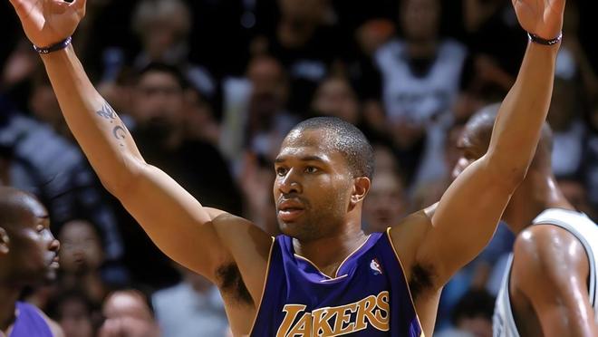 湖人三连冠王朝五位关键球员的冠军之路