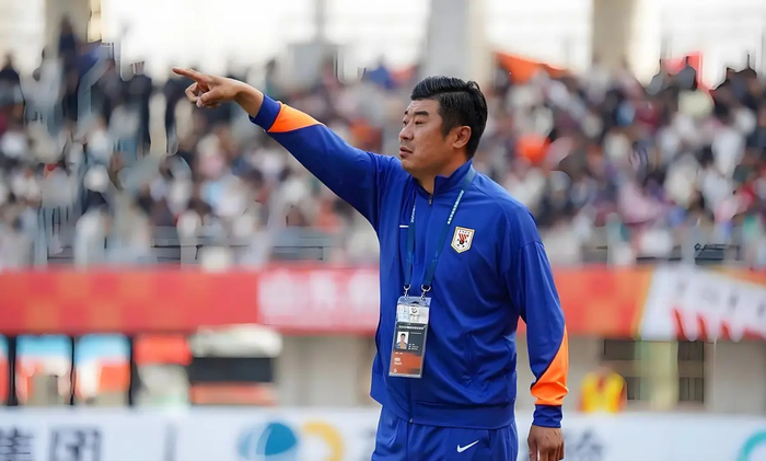 韩鹏执教山东泰山两连败引质疑 结构性危机浮现